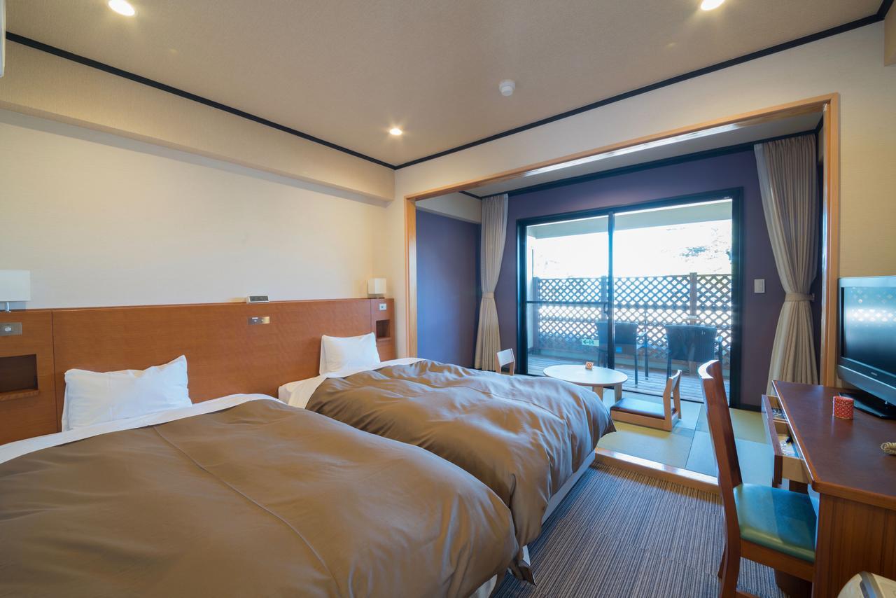 New Tomiyoshi Hotel Atami  Exterior photo